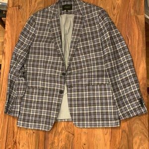 Tailored fit jacket